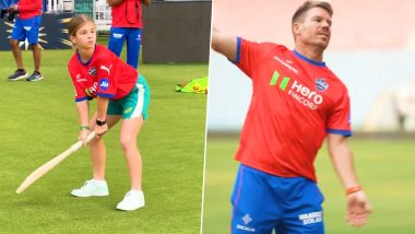 David Warner Trains With His Daughter Ivy Mae Ahead of LSG vs DC IPL 2024 Match, Video Goes Viral