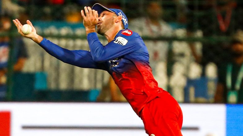 Flying Faf! Royal Challengers Bengaluru Captain Faf du Plessis Takes ...