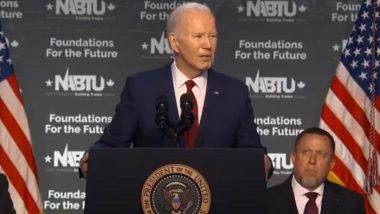 Joe Biden Latest Gaffe Video: 'Four More Years, Pause', Says US President as He Reads Script Instruction Out Loud From Teleprompter