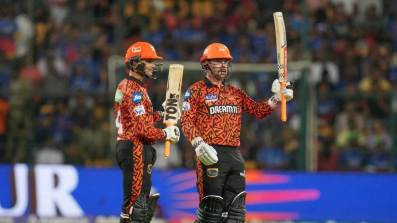 SunRisers Hyderabad Head Coach Daniel Vettori Heaps Praise on Opening Duo of Abhishek Sharma And Travis Head Ahead of SRH vs RCB IPL 2024 Clash (Watch Video)