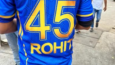 ‘Sirf Rohit, Hardik Gaayab’, Street Vendors Outside Churchgate Station Reportedly Selling Only Rohit Sharma MI Jerseys, No Hardik Pandya Ones