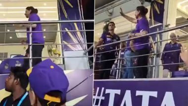 Shah Rukh Khan Wins Hearts, Collects Discarded KKR Flags At Eden Gardens Following IPL 2024 Match Against LSG; Video Goes Viral