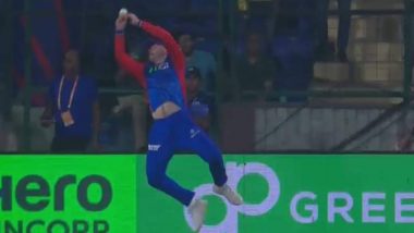 Tristan Stubbs Pulls Off Heroic Effort Near Boundary Line To Prevent a Six During DC vs GT IPL 2024 Match (Watch Video)