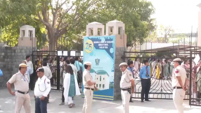 Delhi School Bomb Threat: Several Schools Receive Call or Email Threatening Explosives on Campuses, Search Underway (Watch Videos)