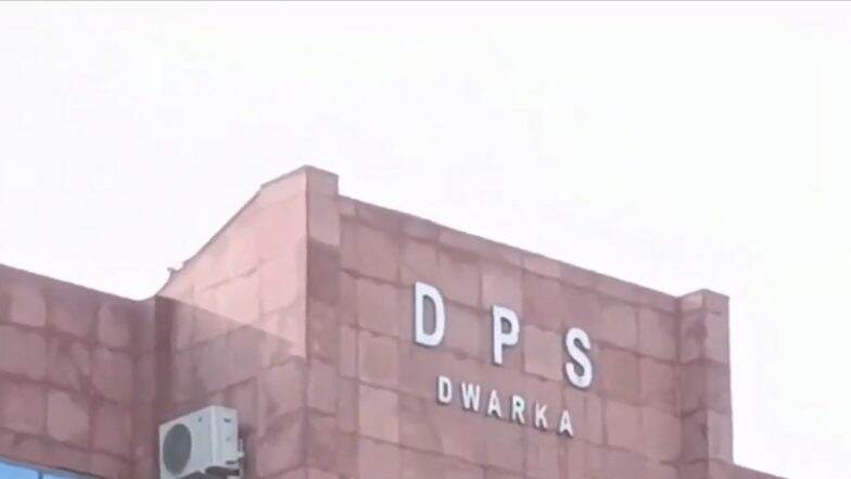 Delhi School Bomb Threat: Delhi Public School in Dwarka Receives Phone Call Warning of Bomb on Premises, Search Underway (Watch Video)