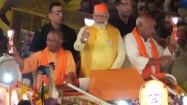 PM Modi in Ayodhya: Prime Minister Narendra Modi, CM Yogi Adityanath Hold Roadshow in Uttar Pradesh (Watch Video)