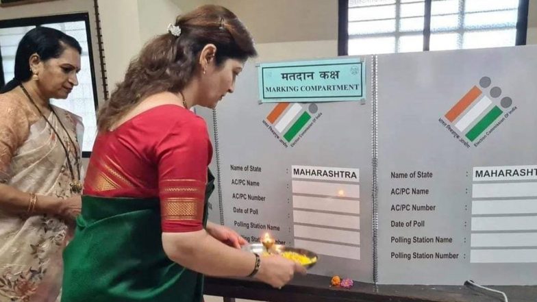 Maharashtra Lok Sabha Elections 2024: NCP Leader Rupali Chakankar Booked for Model Code of Conduct Violation After Performing Aarti in Front of EVM in Baramati (See Pic)