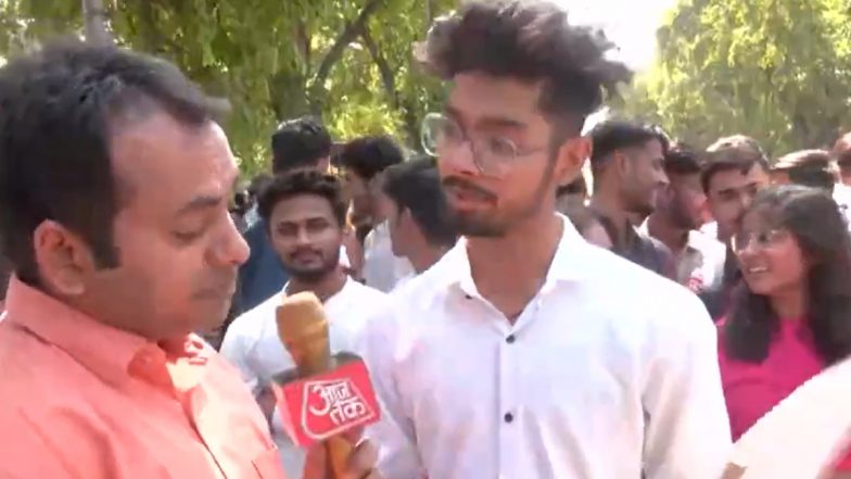 Galgotias University Protest Video: College Students Fail to Answer Reporter's Questions on Their Anti-Congress Agitation, Clip Goes Viral