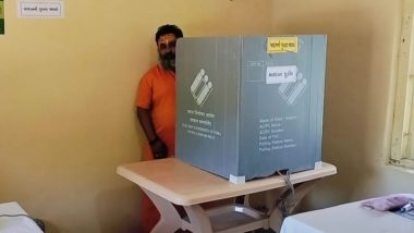 Mahant Haridas, Sole Voter in Banej Polling Station in Gir Forest, Casts His Vote, Ensures 100% Turnout (See Pics)