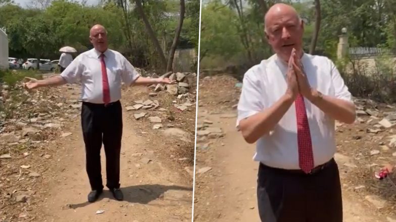 'Lovely and Green New Delhi': Danish Ambassador to India Freddy Svane Complains About Garbage on Service Road Adjacent to Denmark Embassy in Delhi, Calls for Action (Watch Video)