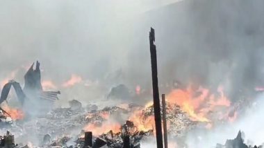 Delhi Fire: Massive Blaze Engulfs Slums in Shahbad Dairy Area; No Casualties Reported (Watch Video)