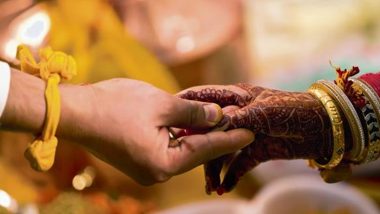 Uttar Pradesh: Groom’s Father Falls in Love With Bride’s Mother, Elopes With Her Just Before Wedding in Kasganj