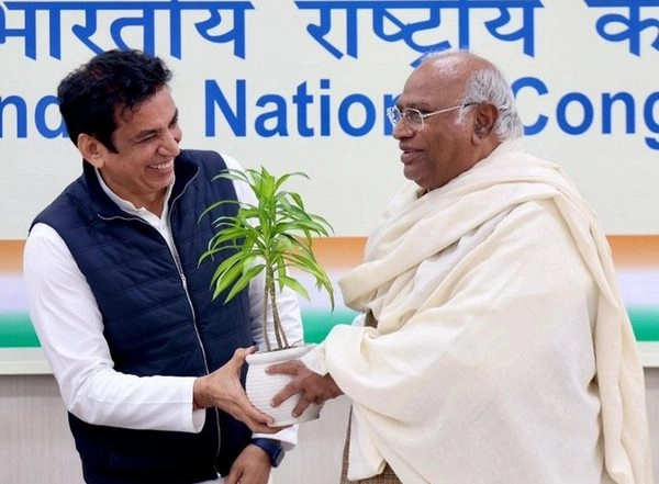 India News | Congress Picks Devender Yadav as Interim Chief of Delhi Unit