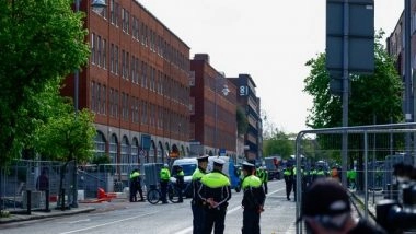 World News | UK Begins Detention of Asylum Seekers for Deportation to Rwanda