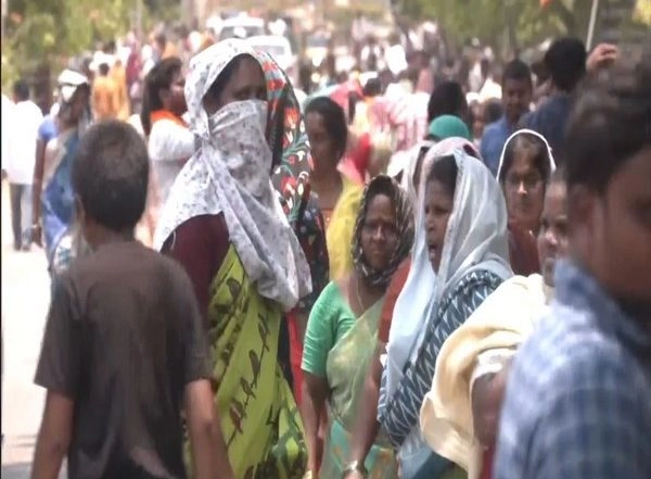 India News | East, South Continue to Reel Under Heatwave; Max Temperature in Telangana to Hit 45°C, Says IMD