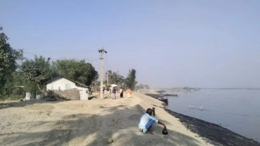India News | Many Families Displaced in Assam's Barpeta Due to Brahmaputra River's Bank Erosion