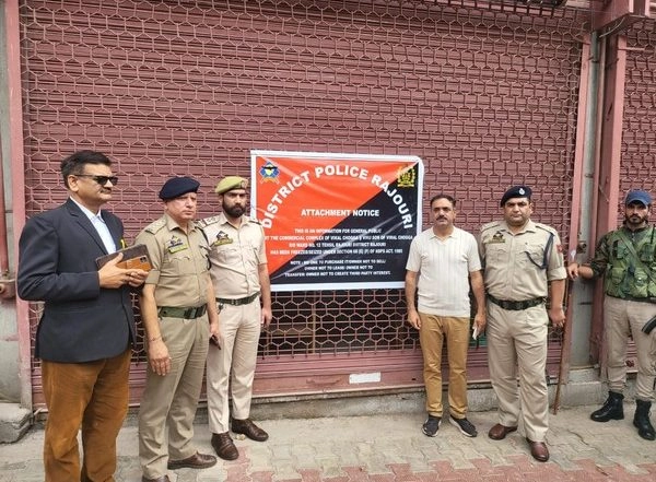 India News | J-K Police Attaches Property of Drug Peddler in Rajouri