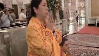 India News | TN Governor RN Ravi, His Wife, Offer Prayers at Ram Temple in Ayodhya for Unity, Strength