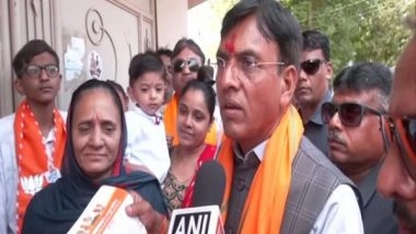 India News | Union Minister Mansukh Mandaviya Holds Door-to-door Campaign in Porbandar