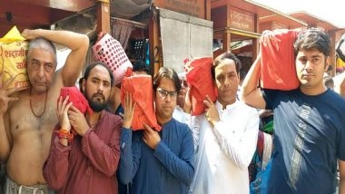 World News | Pakistani Hindus Undertake Spiritual Journey in Haridwar, Immerse Ancestors' Ashes in Ganga