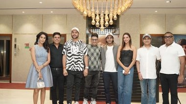 Entertainment News | Rajkummar Rao, Triptii Dimri Pose with 'Vicky Vidya Ka Woh Wala Video' Team at Wrap-up Party