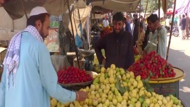 World News | Pakistan: People Struggle to Manage Essentials for Survival Amid Inflation