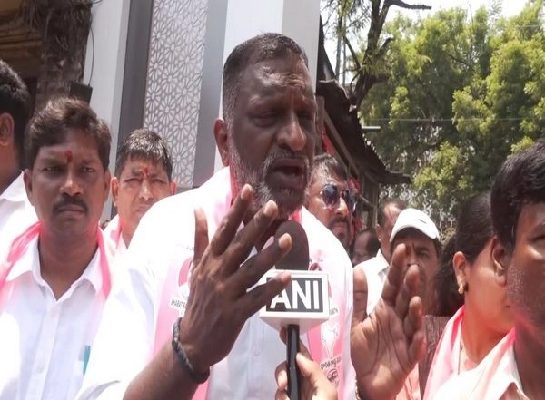 India News | Telangana: BRS Hyderabad Candidate Gaddam Srinivas Yadav Campaigns in City, Confident of Victory