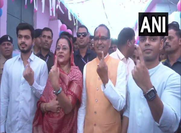 India News | MP: Ex CM Shivraj Singh Chouhan Casts Vote with Family, Appeals to Voters to Exercise Franchise