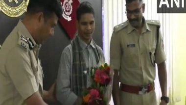 India News | Hardcore Maoist Surrenders Before Police in Odisha