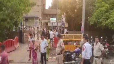 India News | Delhi Airport, Multiple Govt Hospitals Get Bomb Threat E-mails; Search on