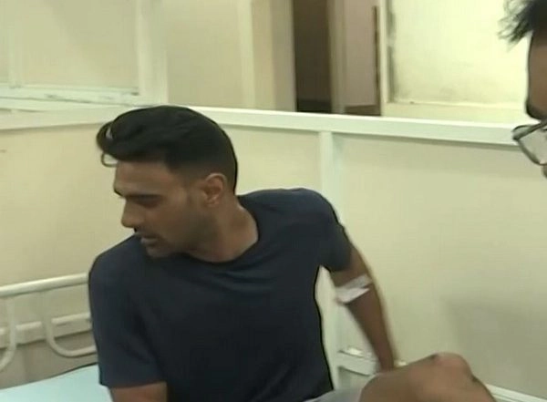 India News | Jaipur: Wanted Criminal Opens Fire While Trying to Flee Police Custody, Nabbed After Being Shot in Leg