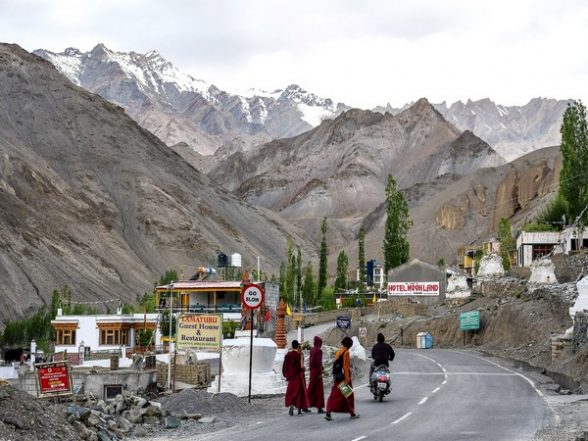 India News | Three-way Contest in Ladakh as Candidates Seek to Address Local Issues - Vimarsana News