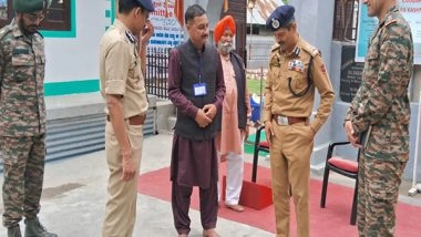 India News | J-K DGP RR Swain Visits Sharda Temple Near LoC in Teetwal