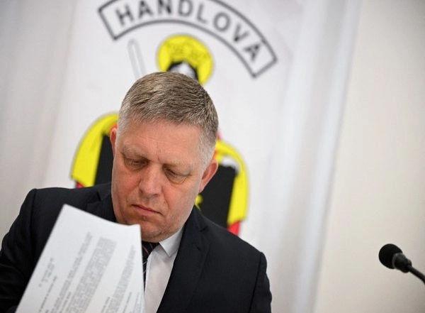 World News | Slovakia PM Fico Robert Fico in 'serious Condition' as Shooting Suspect Appears in Court