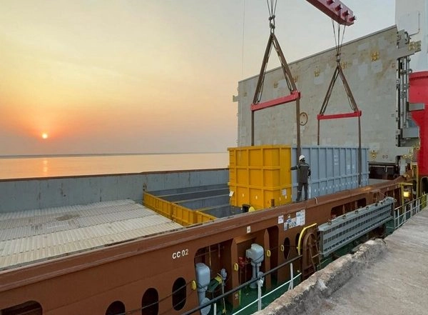India News | Gujarat: Deendayal Port Authority Achieves Landmark Milestone with Loading of First Indigenous Freight Wagons