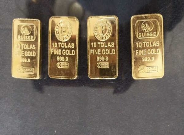 India News | Tripura: BSF Arrests Smuggler with 4 Gold Biscuits Worth Rs 36.6 Lakhs