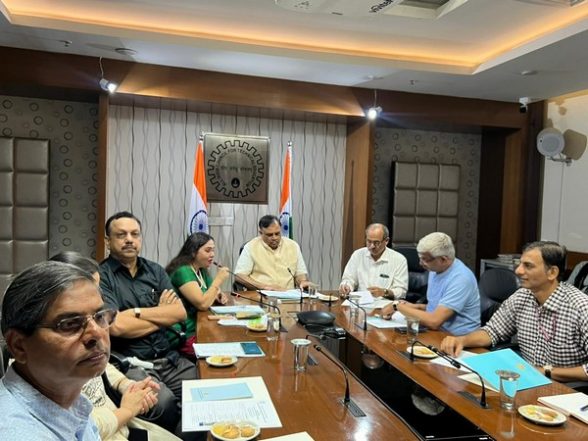 India News | MoU Signed Among Extra C, AICTE, IIM Mumbai, and IIT Madras - Vimarsana News