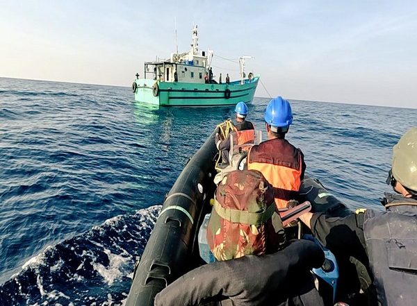 India News | Indian Navy Initiates Preparatory Actions in Wake of Cyclone 'Remal'