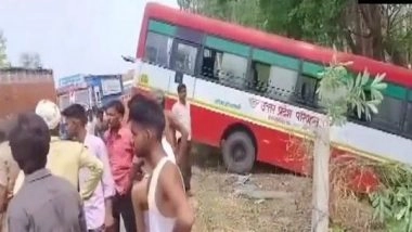 India News | UP: Four Dead in Collision Between Bus, Mini Vehicle in Lakhimpur Kheri