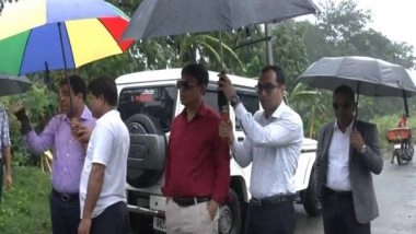 World News | MP Murder Case: Bangladeshi Probe Team Visits Crime Site in Kolkata, Commends Local Police