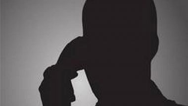 India News | Bomb Threat: Mumbai Police Receives Threat Call to Blow Up Taj Hotel, Airport