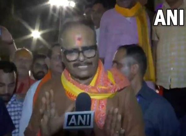 India News | Rahul Gandhi Comes Only for Political Tourism, Says UP Deputy CM Brajesh Pathak