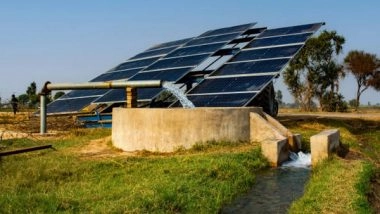 World News | Pak: Man Uses Solar Panels to Charge Mobile Phones as Country Struggles with Electricity Shortage