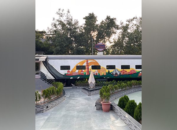 Business News | Capital Diner: Delhi's First Restaurant in a Railway Coach Opens at New Delhi Railway Station