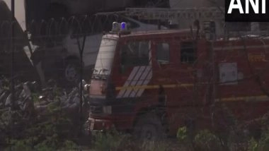 India News | Delhi: Fire Breaks out at Wazirabad Police Training Centre, Dousing Operation Underway