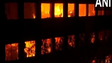 India News | Haryana: Massive Fire Breaks out at Cloth Manufacturing Unit in Gurugram