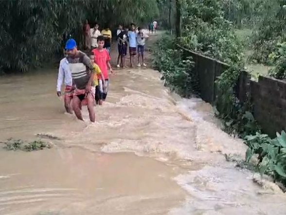 India News | Flood Situation in Assam Deteriorates, 2 Lakh People Including 36,000 Children Affected - Vimarsana News