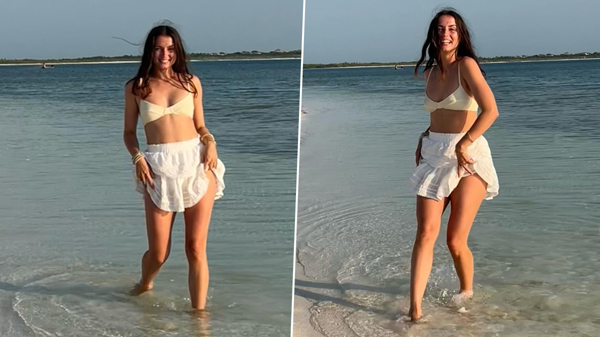 Ana de Armas Flaunts Makeup-Free Beach Look! Actress Stuns in Cream Bikini  Top and White Ruffled Mini Skirt in New Pics | 👗 LatestLY