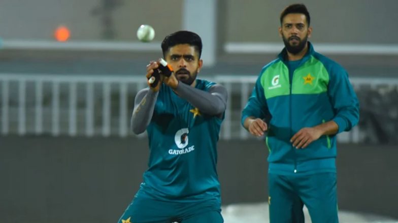 Imad Wasim and Babar Azam Get Engaged in an Argument During Practice Session Ahead of IRE vs PAK T20I Series 2024 (Watch Video)