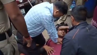 Uttar Pradesh Man Falls Unconscious After Being Kicked by Horse in Uttarakhand's Gaurikund, Saved After Disaster Management Officer Performs CPR (Watch Video)